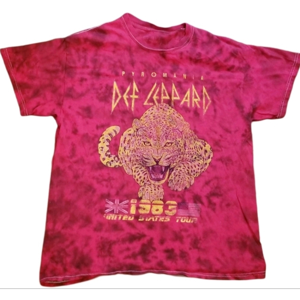 Def Leppard Pyromania 1983 US Tour Red Tie Dye Retro T-Shirt Adult Medium Tiger